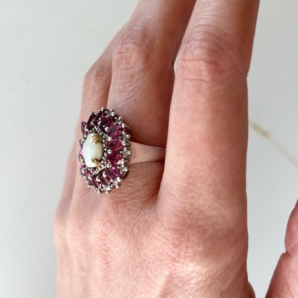 Vintage Sterling Silver Garnet + Ethiopian Opal Ring - Picture 11 of 11